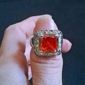 NWOT - Fiery Orange Crystal Ring